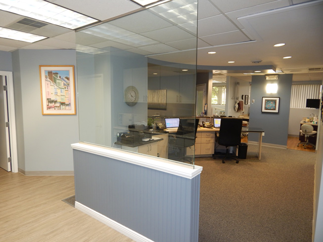 Front Desk (2)